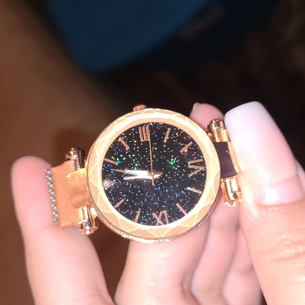 Rose Gold Buckle Magnetic Mesh Belt Diamond Quartz Watch